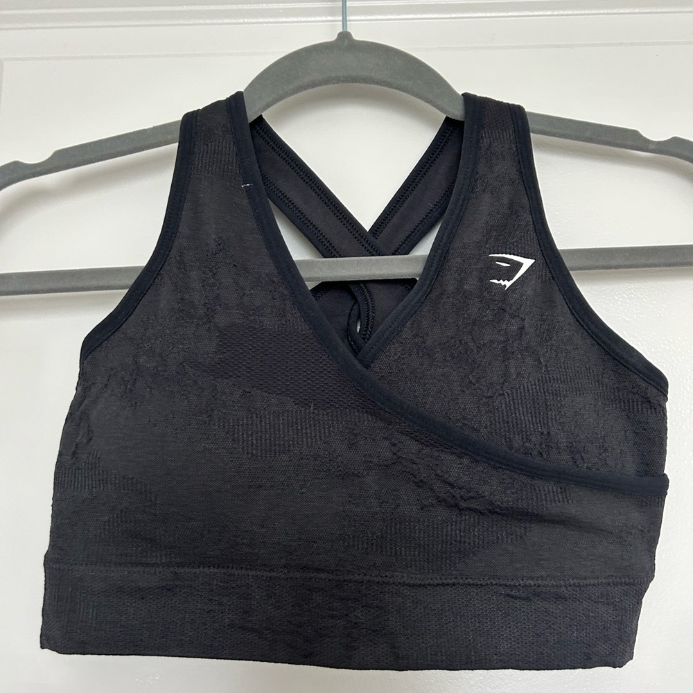 Gymshark Adapt Camo Seamless Sports Bra | small | NWOT | MSRP $46